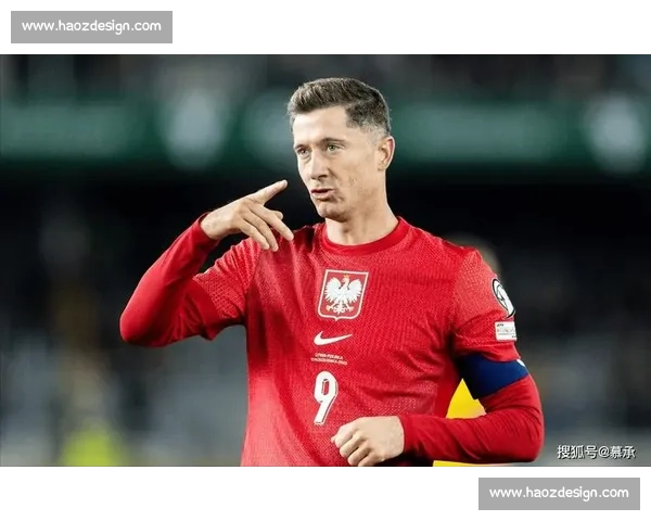 曼联否决莱万引进:拉特克利夫拒踏暮年球星陷阱